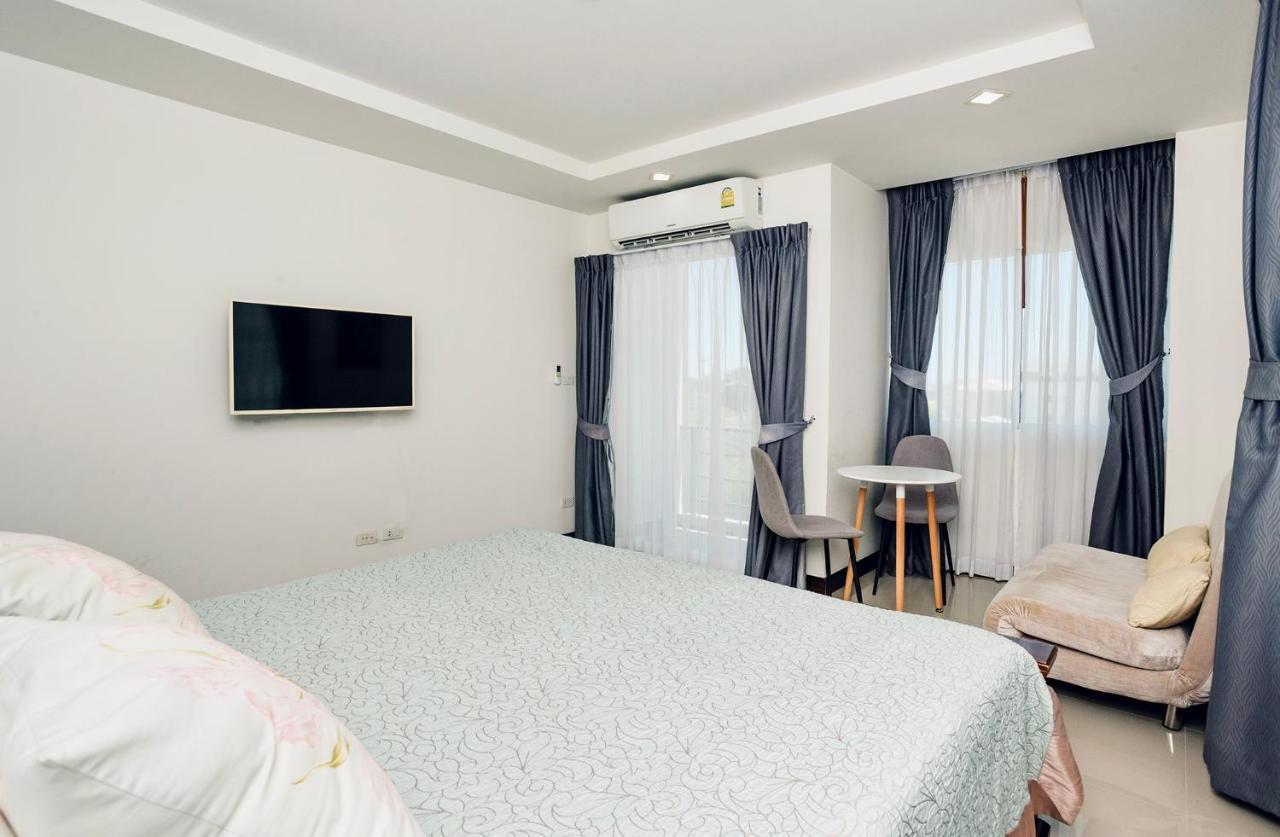 Beach 7 Condo Pantai Jomtien Luaran gambar