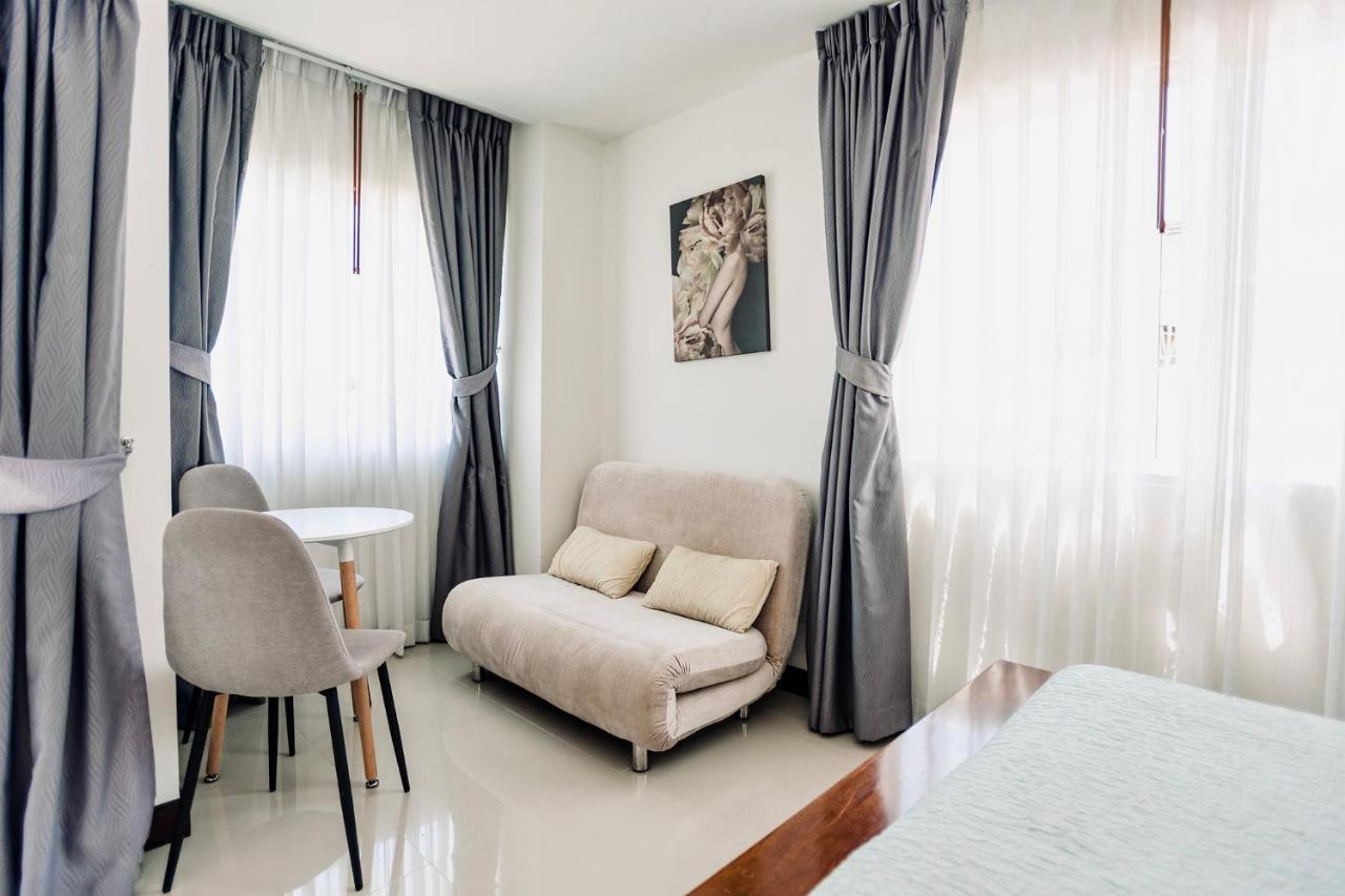 Beach 7 Condo Pantai Jomtien Luaran gambar